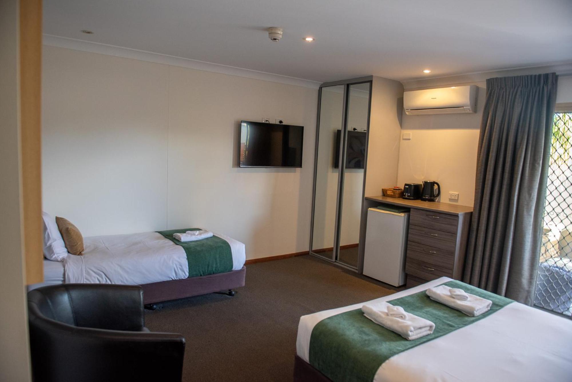 Victoria Hotel Strathalbyn Exterior foto